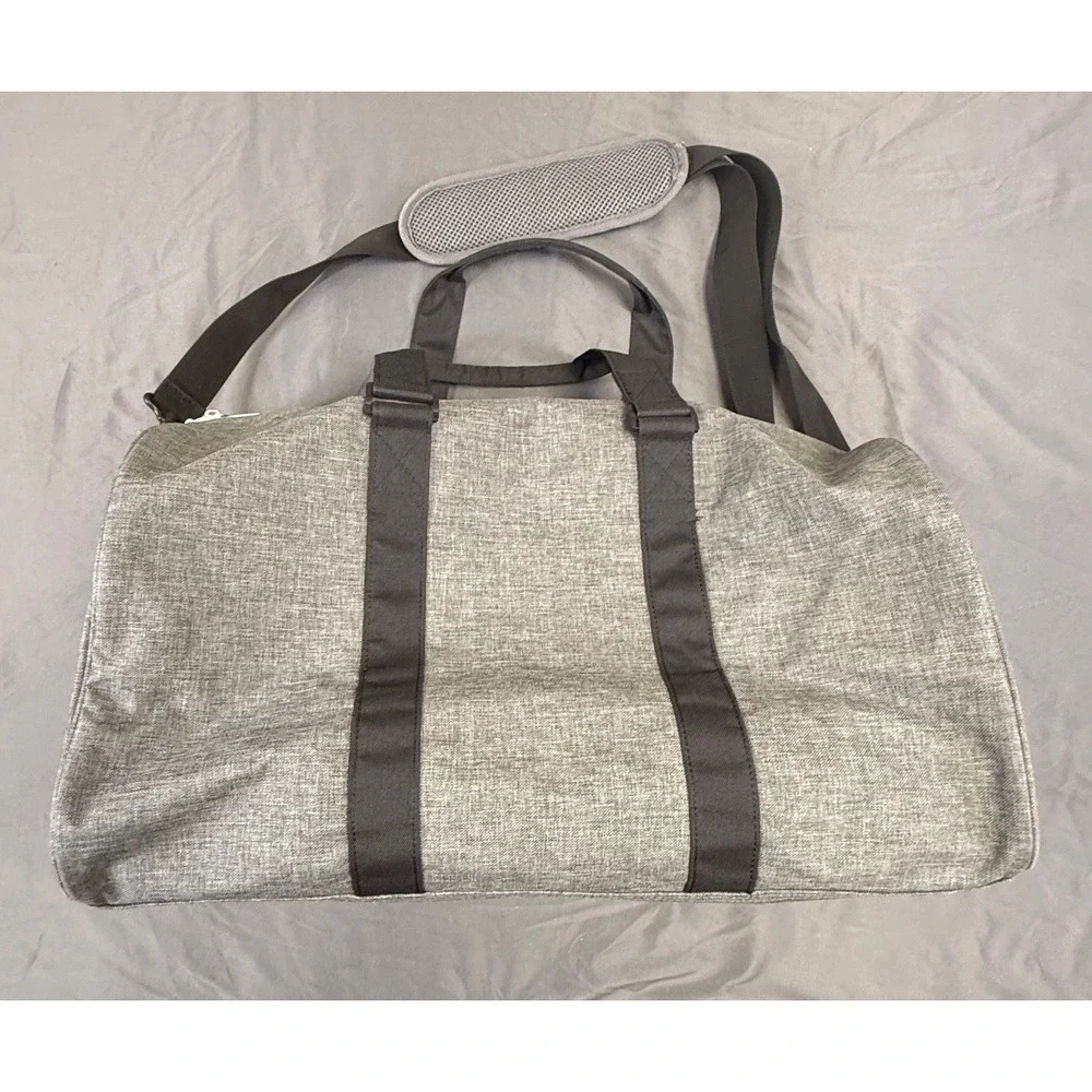Herschel Supply Co Novel Duffle Bag Grey Heathered Weekender Shoe Compartment